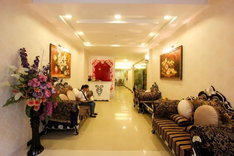 SPLENDID STAR BOUTIQUE