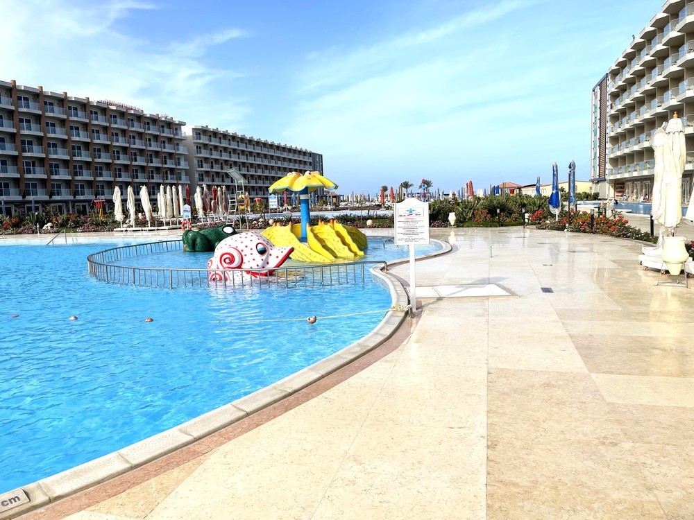 REWAYA LUXURY RESORT