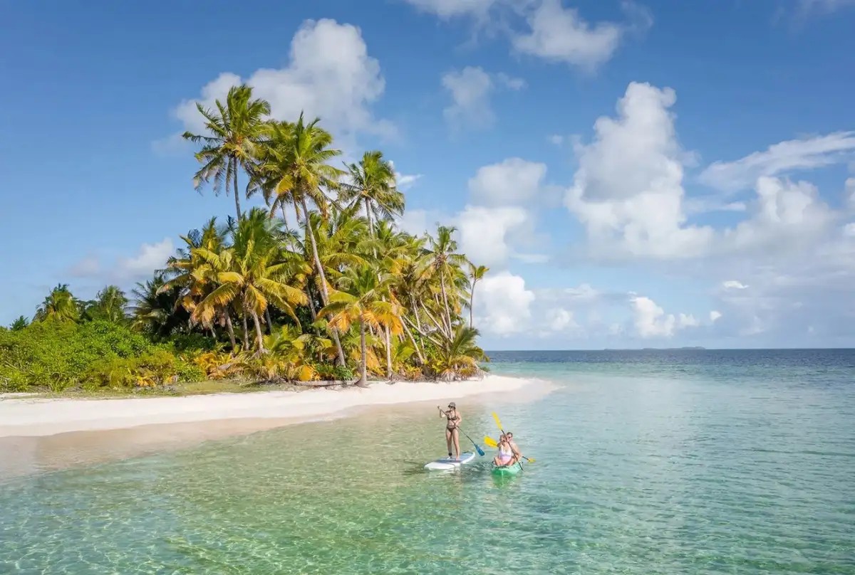 ALPHONSE ISLAND RESORT