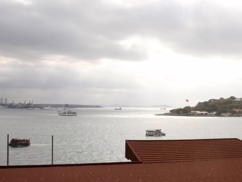KARAKOY PORT HOTEL