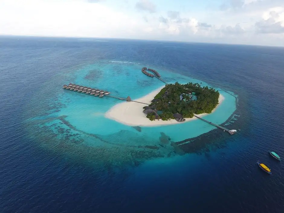 ANGAGA ISLAND