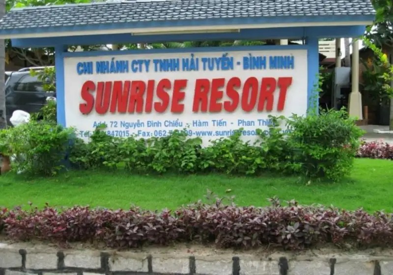 SUNRISE RESORT