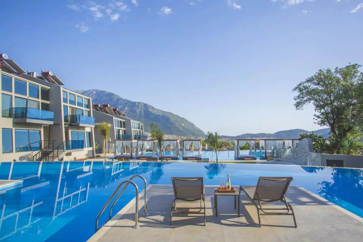 ORKA COVE HOTEL PENTHOUSE & SUITE ADULTS ONLY 18+