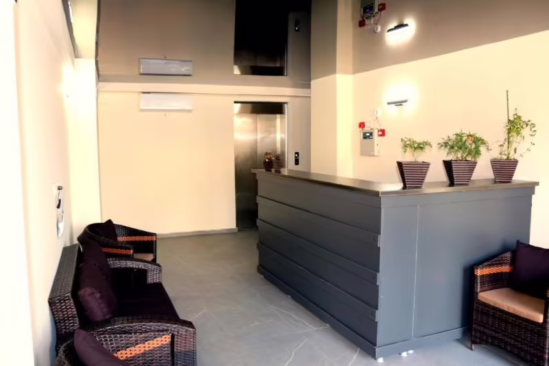 HOTEL LAZI