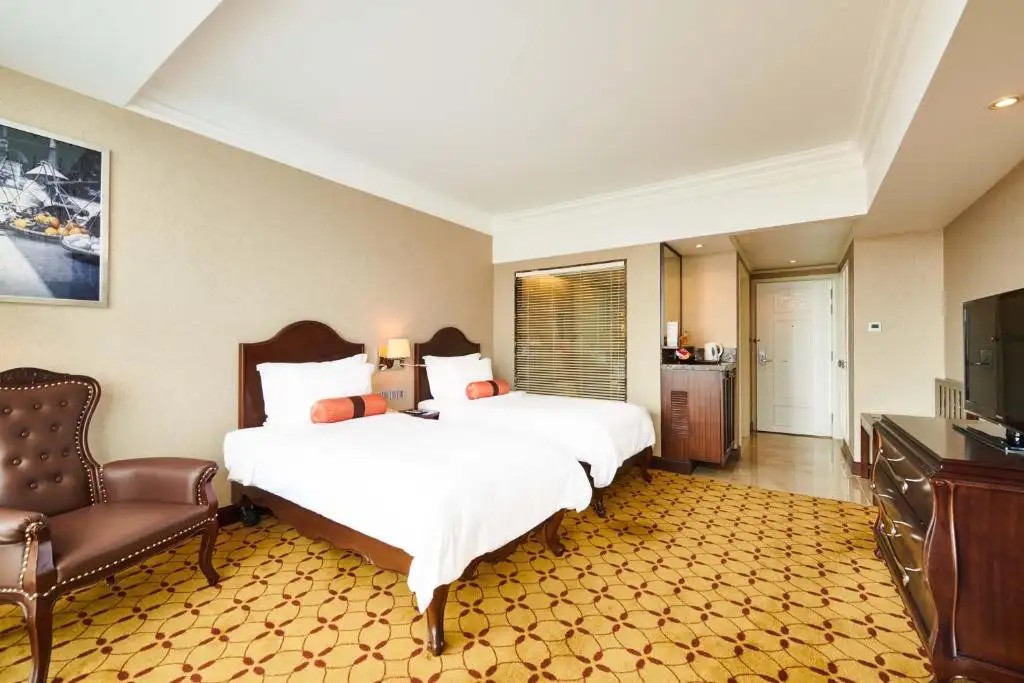 EASTIN GRAND SAIGON (EX. MOVENPICK SAIGON)
