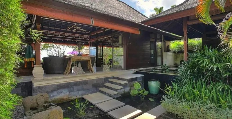 VILLA BULAN MADU