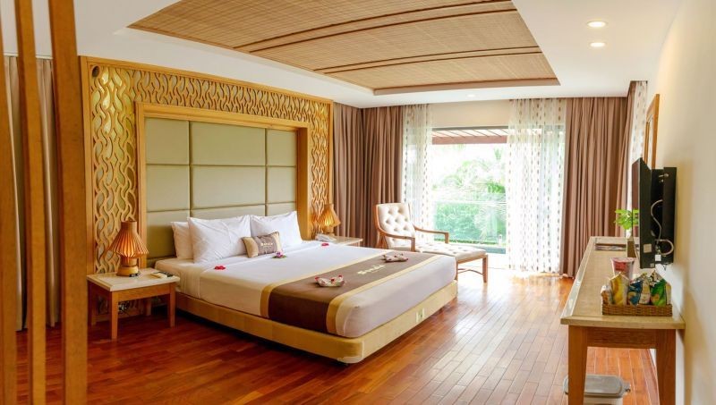 3 bedroom pool villa