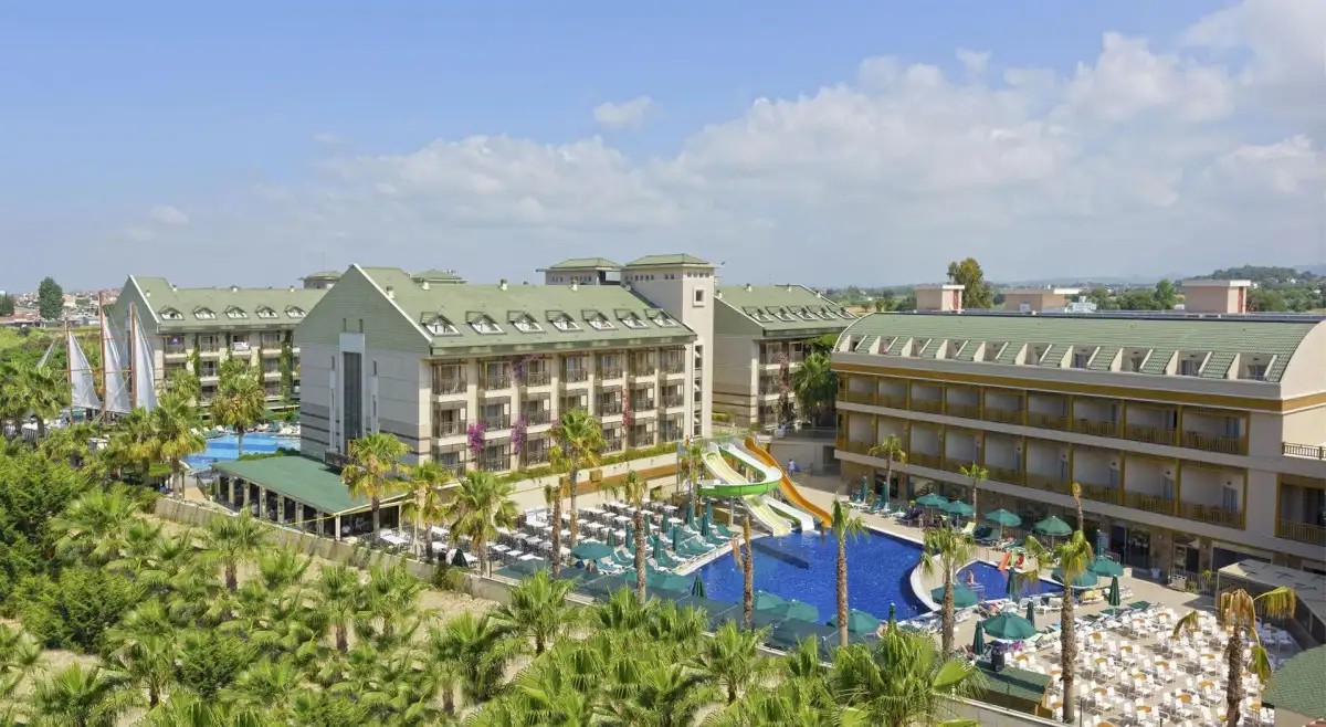 CAN GARDEN RESORT