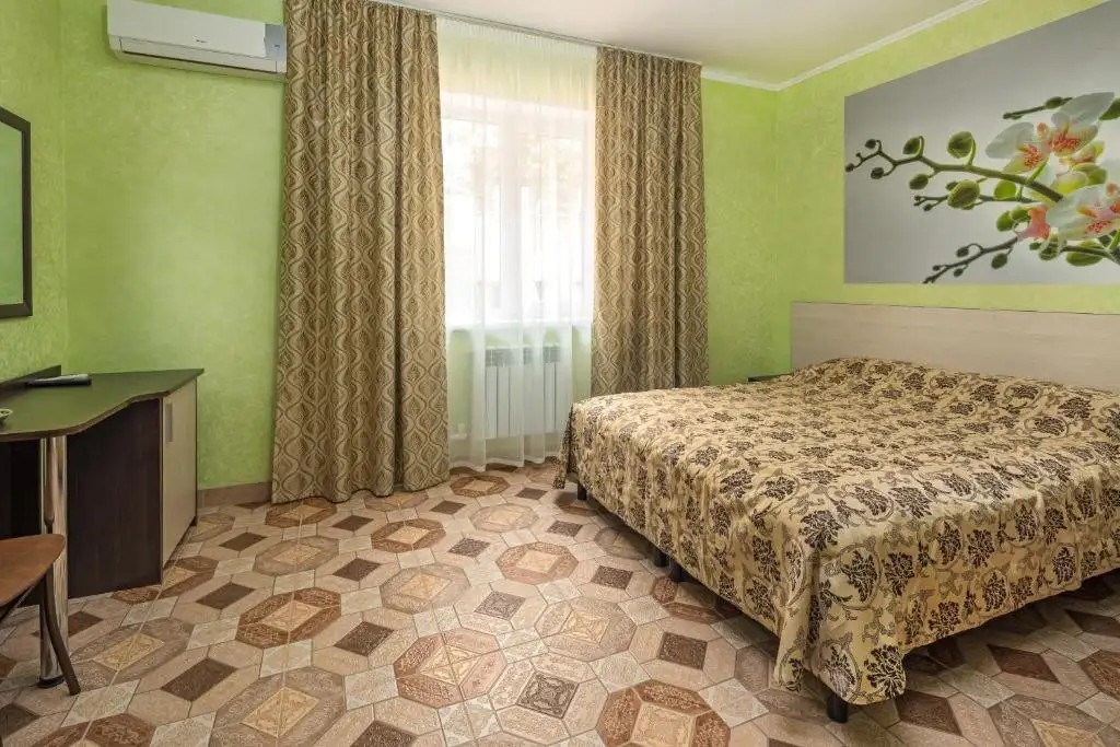 КИПАРИС ДИВНОМОРСКОЕ