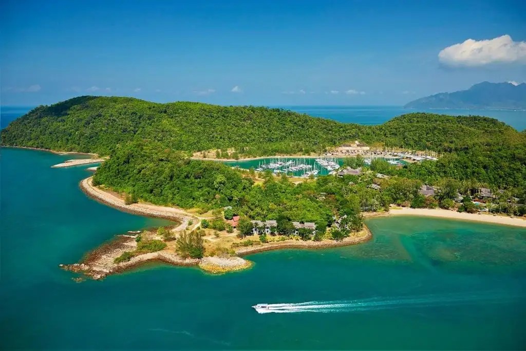 REBAK ISLAND RESORT & MARINA (EX. VIVANTA BY TAJ REBAK ISLAND)