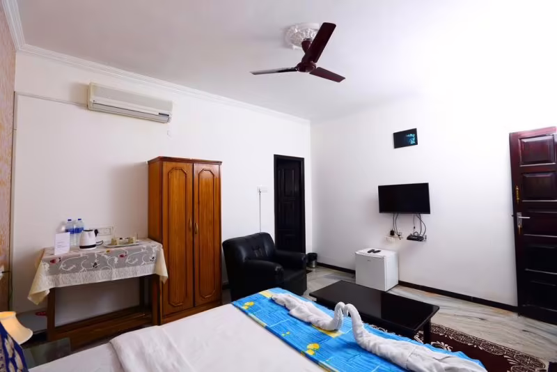 LA CASA SIOLIM
