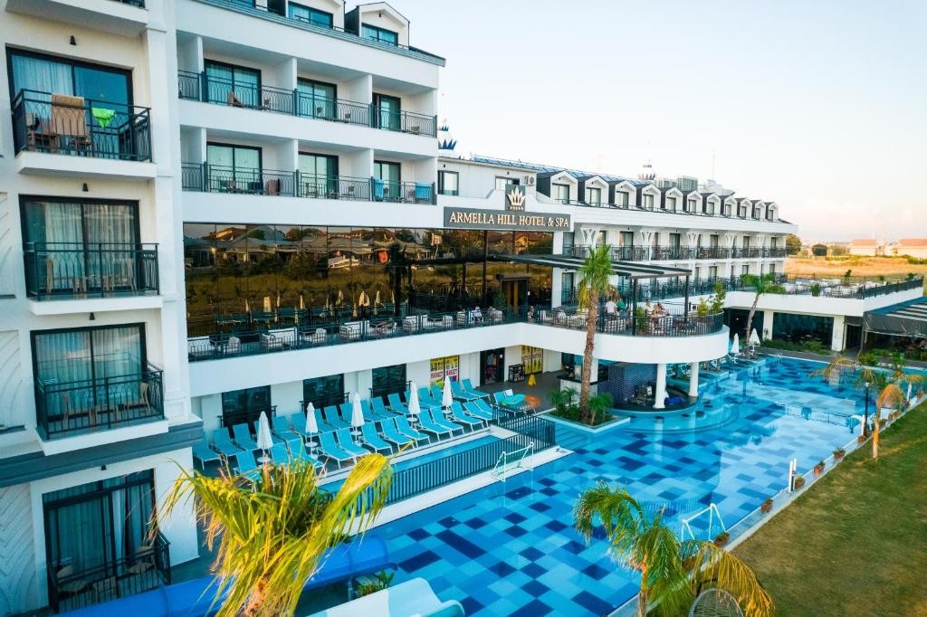 ARMELLA HILL HOTEL