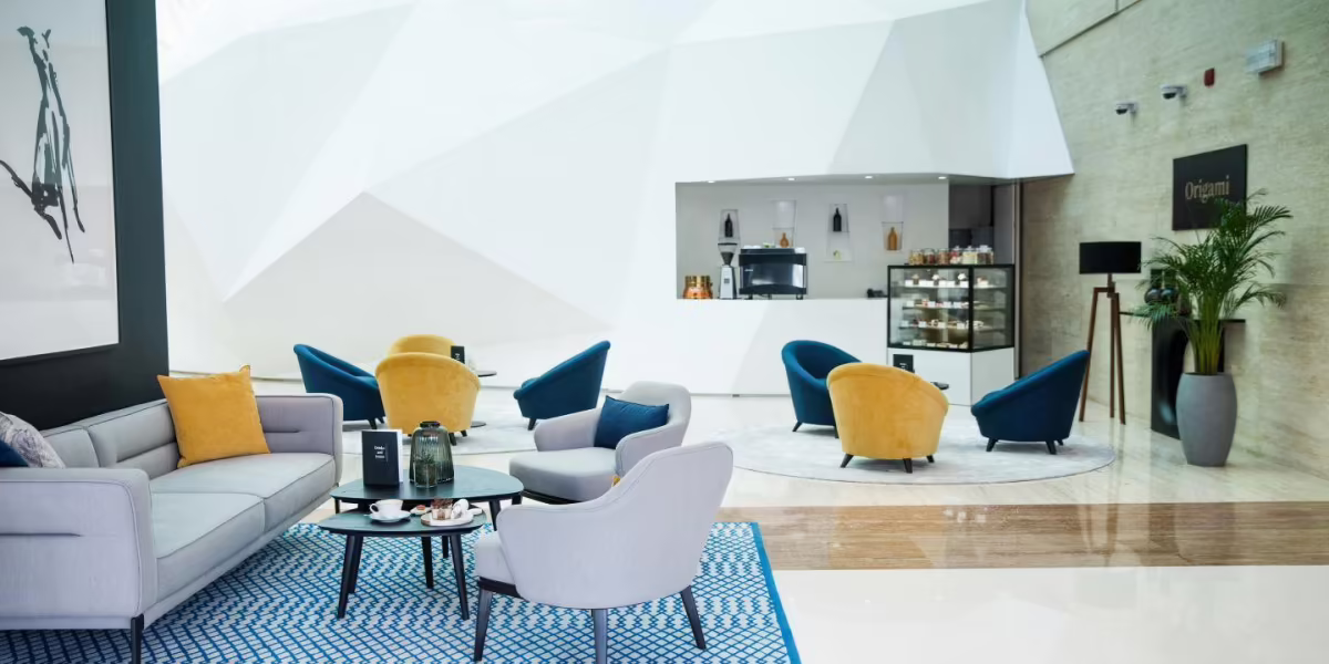 VOCO DUBAI (EX. NASSIMA ROYAL HOTEL)