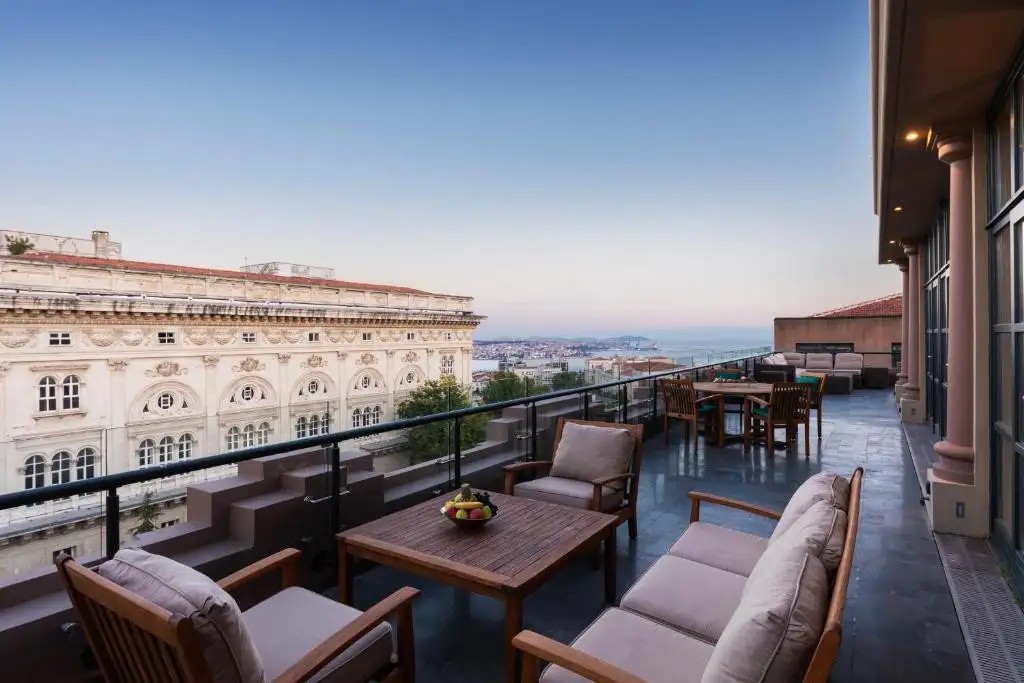 PARK HYATT MACKA PALACE