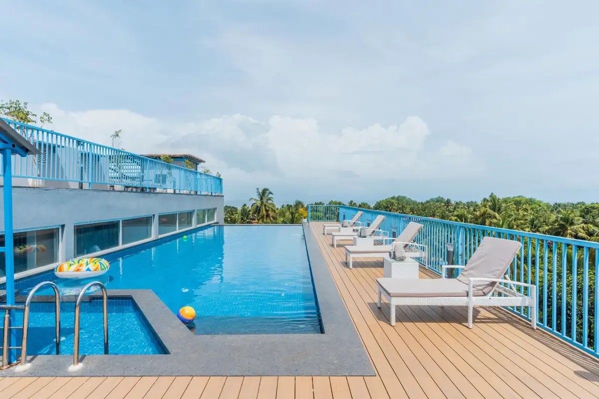 DE MANDARIN CANDOLIM