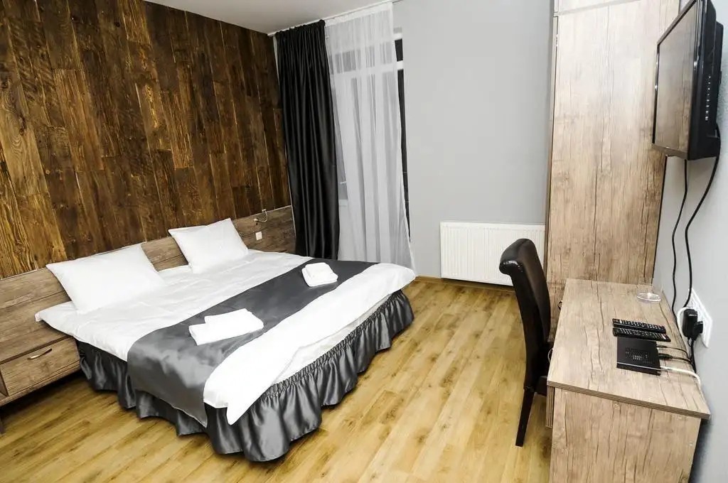 GOOD INN HOTEL