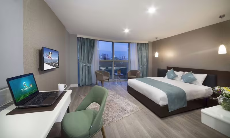 THE CLOCK SUITES