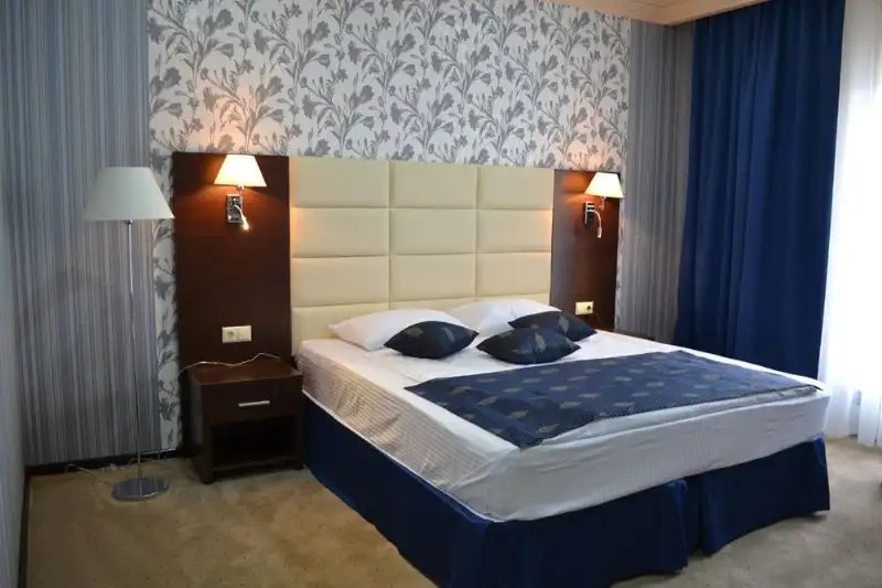 GRAND HOTEL & SPA