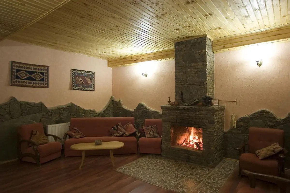 GUDAURI HUT