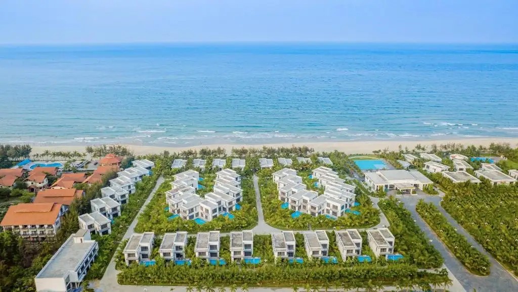 LANGCO BAY RETREAT HUE