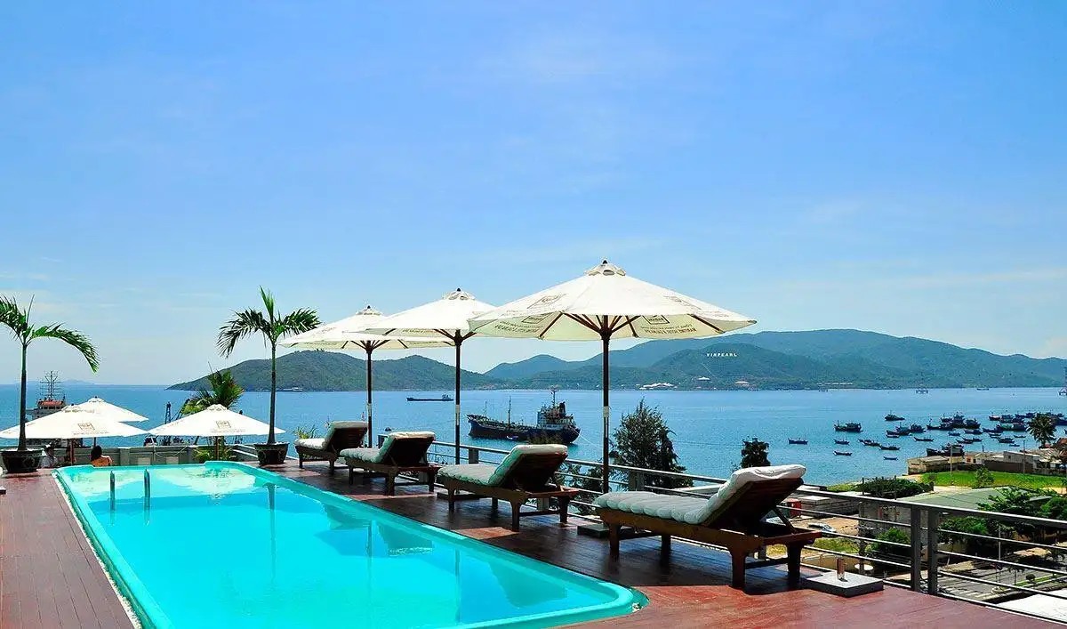 MARITIME HOTEL