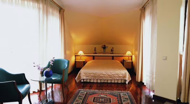 ART HOTEL LALELI
