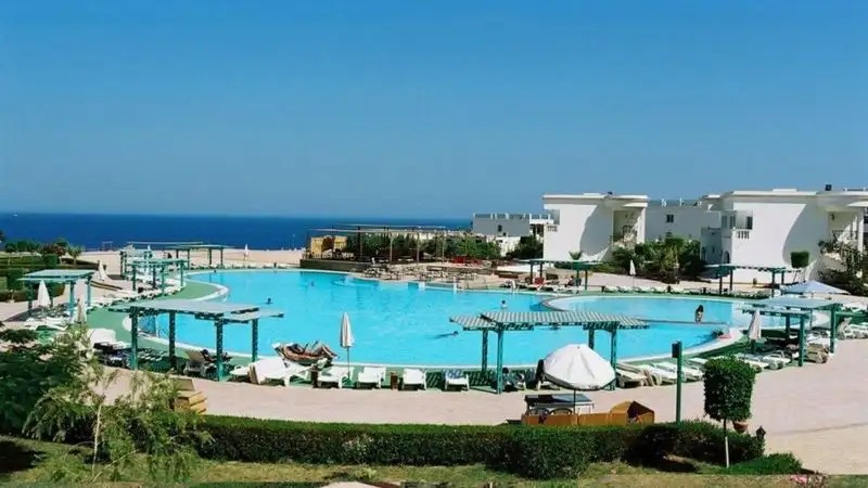 ROYAL PARADISE