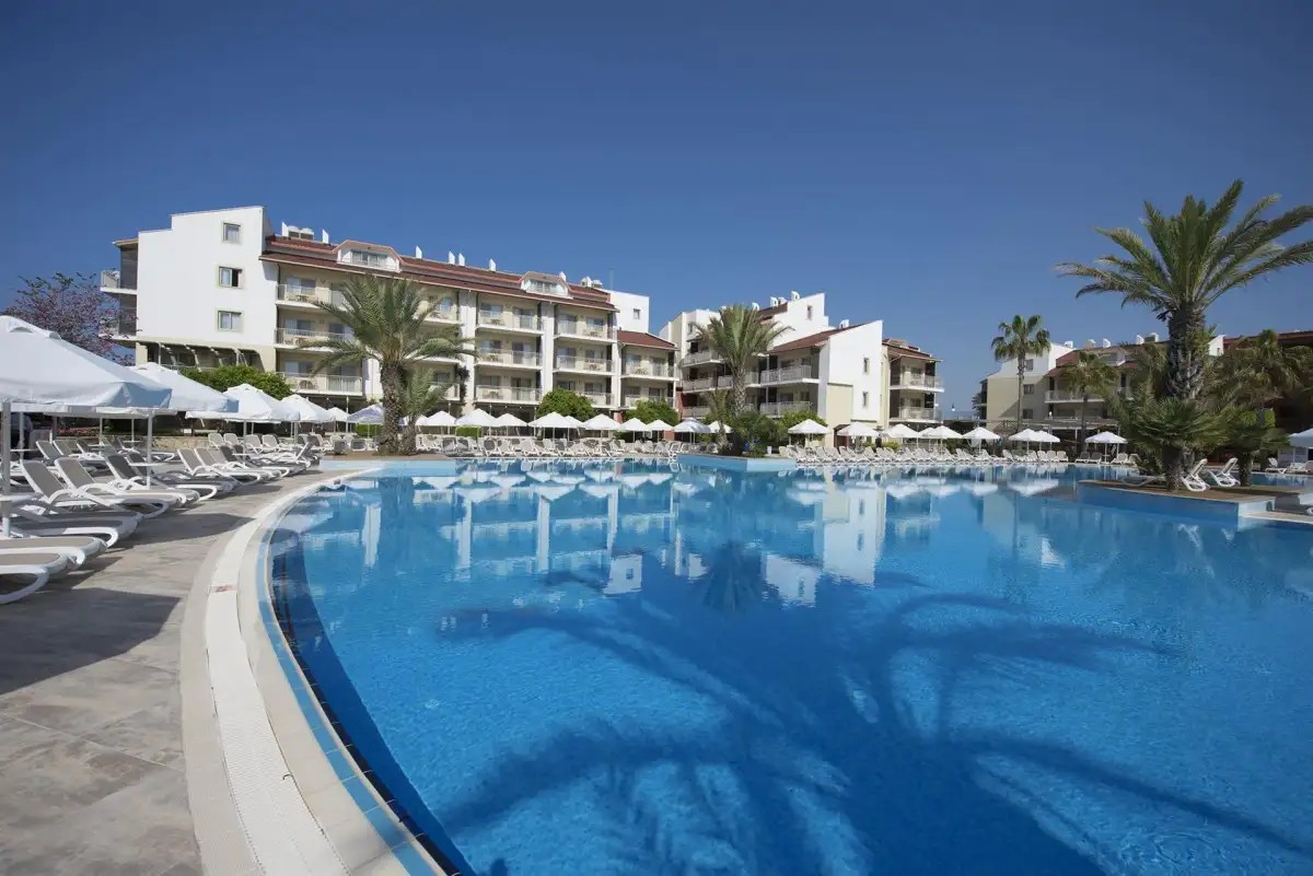 BARUT B SUITES (EX. FAMILY LIFE SIDE, SUNWING)