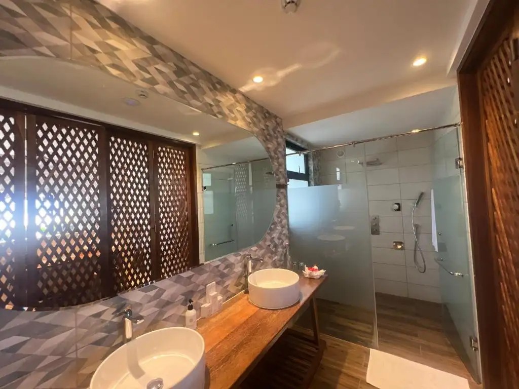 TOA HOTEL & SPA
