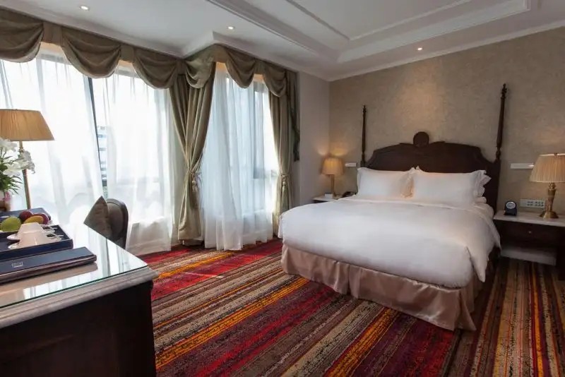 THE LAPIS HOTEL