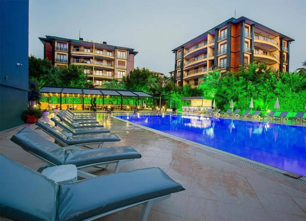 GRAND ALISA (EX. ROYALISA)