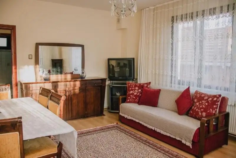 AVA MARINA HOUSE