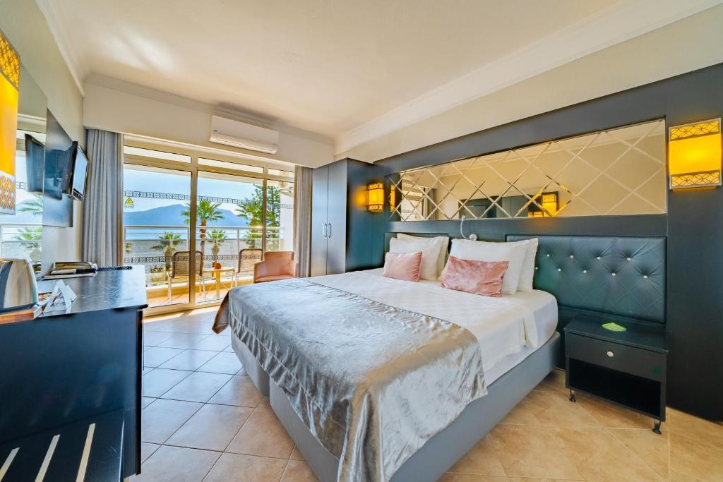 PRIME BEACH HOTEL (EX. IDEAL PRIME BEACH)