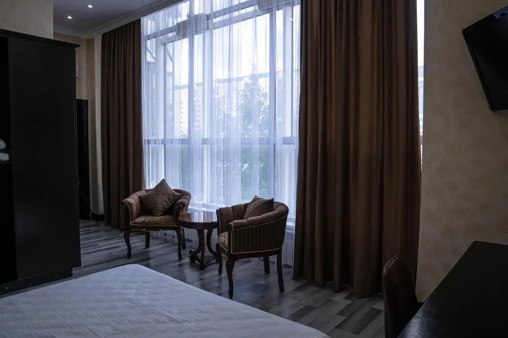 BELON LUX HOTEL