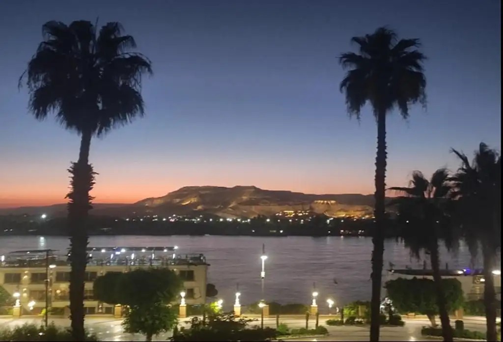 ARACAN EATABE LUXOR HOTEL