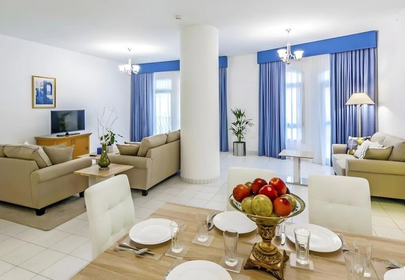 2 bedroom apartment