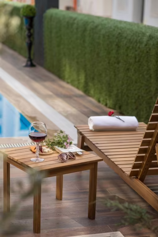 ELANIS SUITES