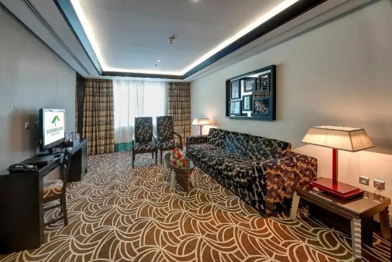 RAINTREE ROLLA HOTEL