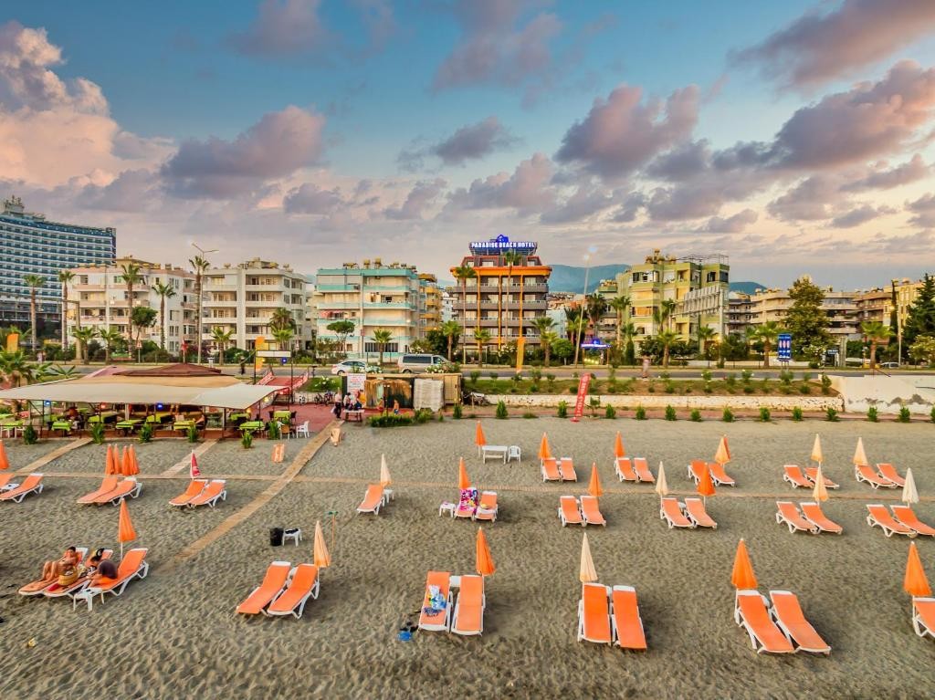 ARSI PARADISE BEACH HOTEL