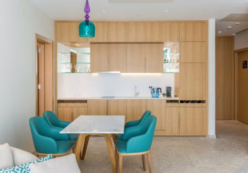 THE CHEDI LUSTICA BAY