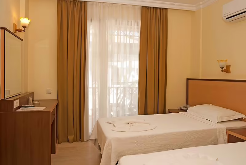 KROMER GARDEN HOTEL