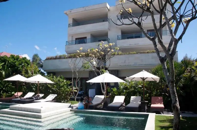 THE SEGARA SUITES