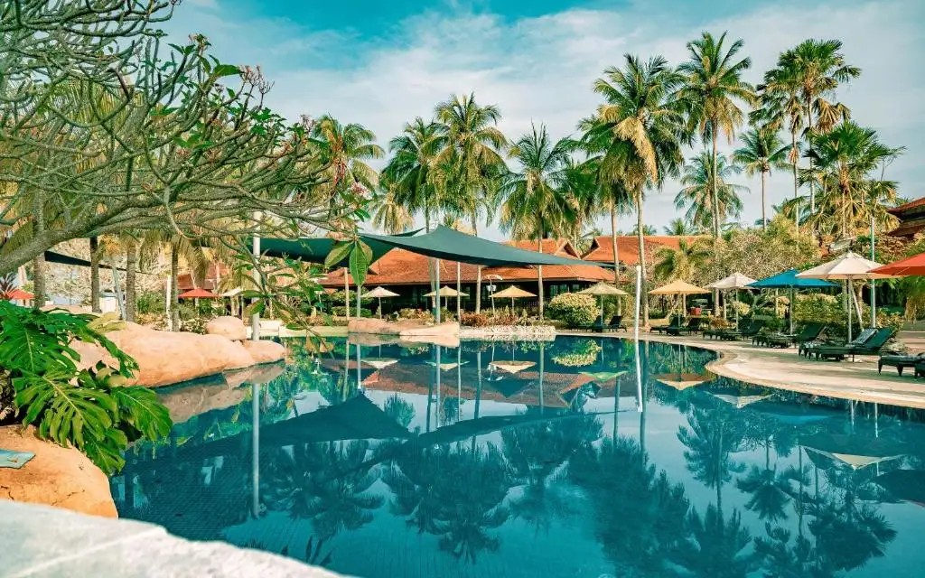 PELANGI BEACH RESORT & SPA