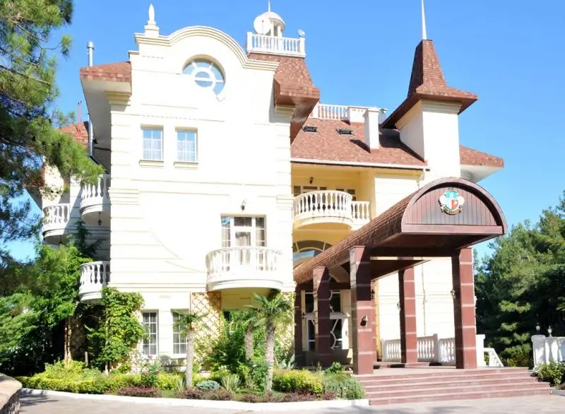 МОРСКОЙ КЛУБ