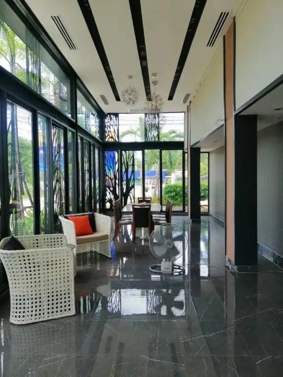 UR THE PRIVATE HUA HIN