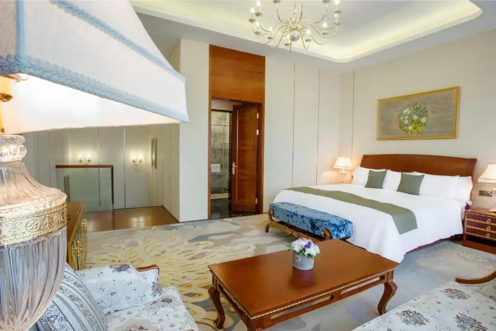 HOTELS & PREFERENCE HUALING TBILISI