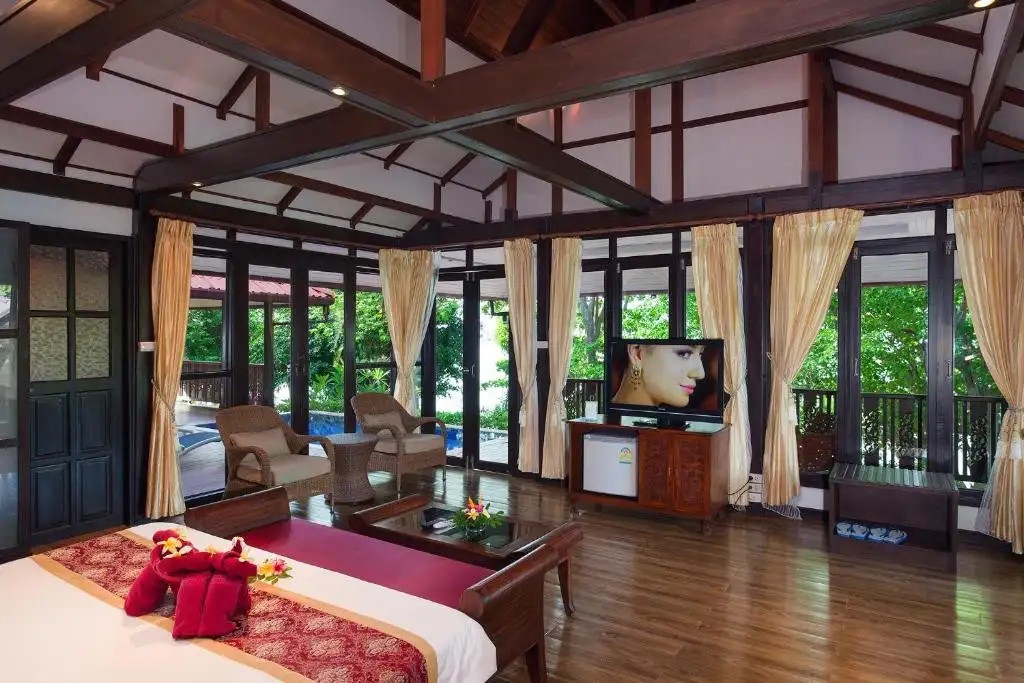 PHI PHI NATURAL RESORT