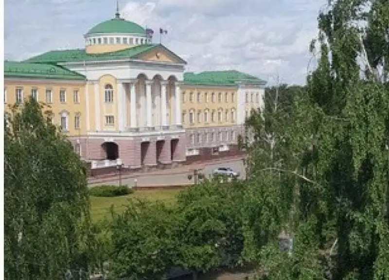4 UGLA (4 УГЛА) НА ЛИХВИНЦЕВА