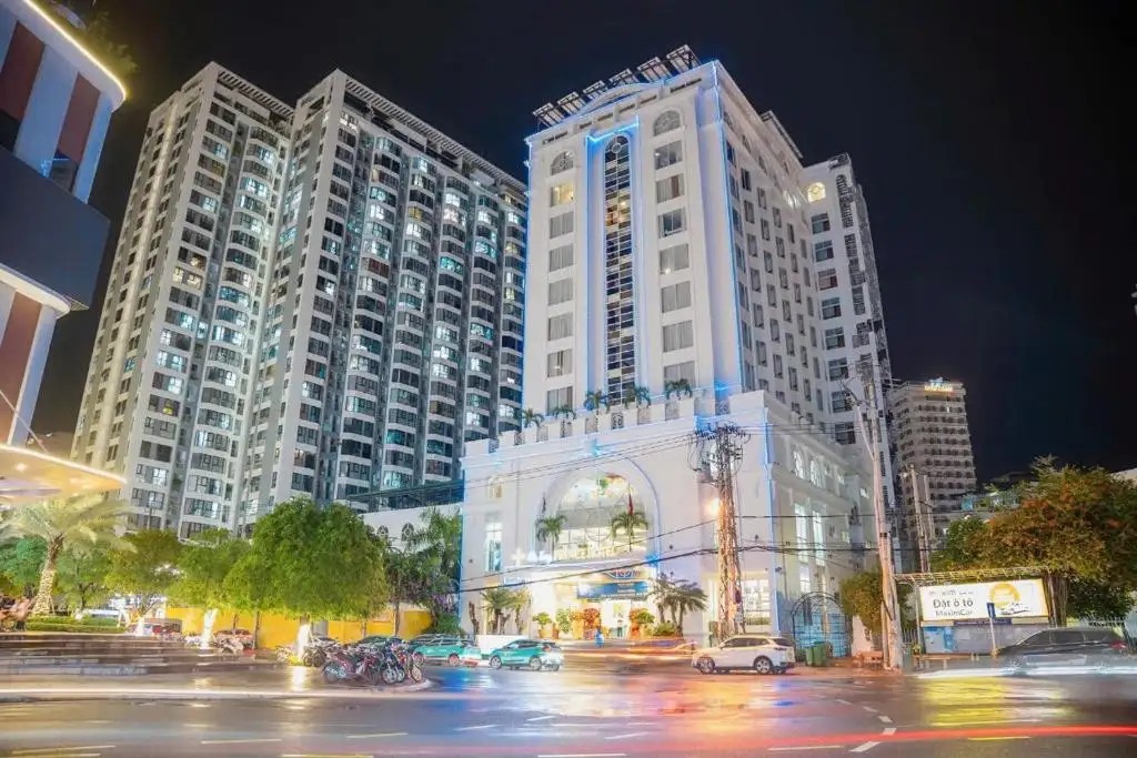 NHA VIET NHA TRANG HOTEL (EX. NHA TRANG PRINCE)