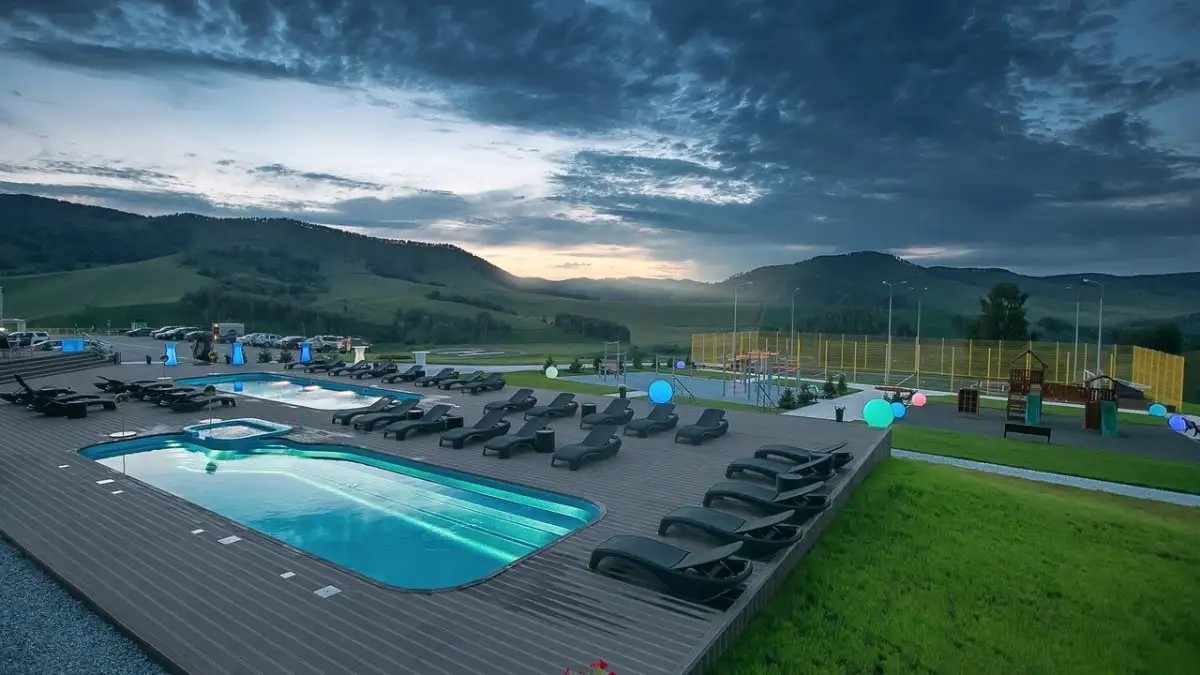 ALTAI PALACE CHALET (АЛТАЙ ПЭЛАС ШАЛЕ)
